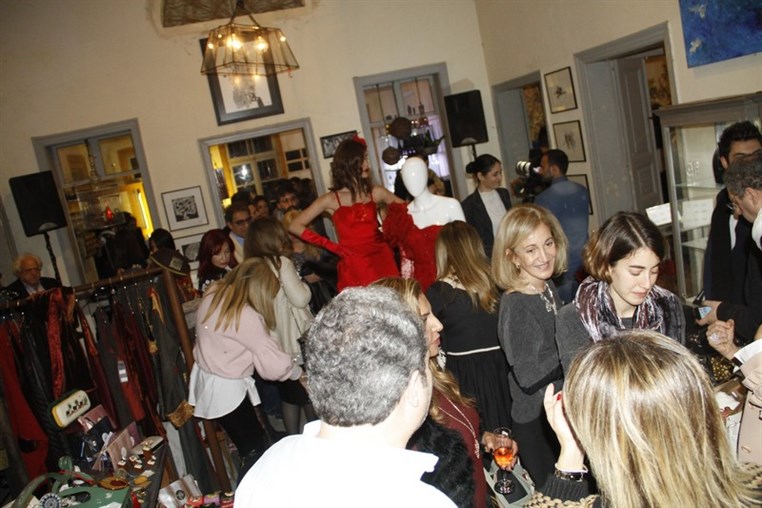 Sista Browns Christmas Pop up Store at Villa Paradiso